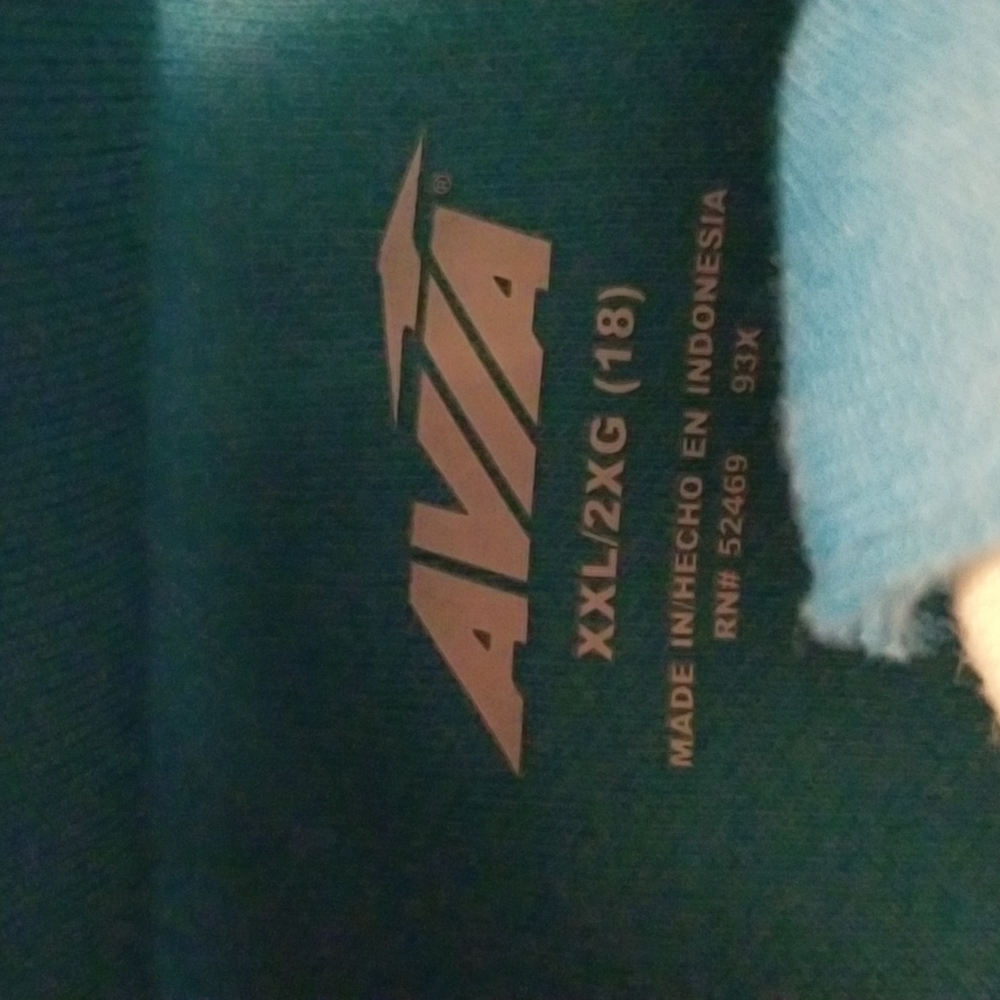 Set - Picture 2 of 3